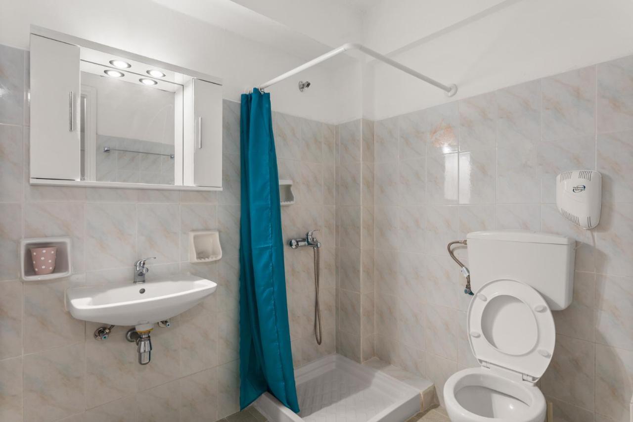 Nikolas Apartments Stoupa Lévktron Exterior foto